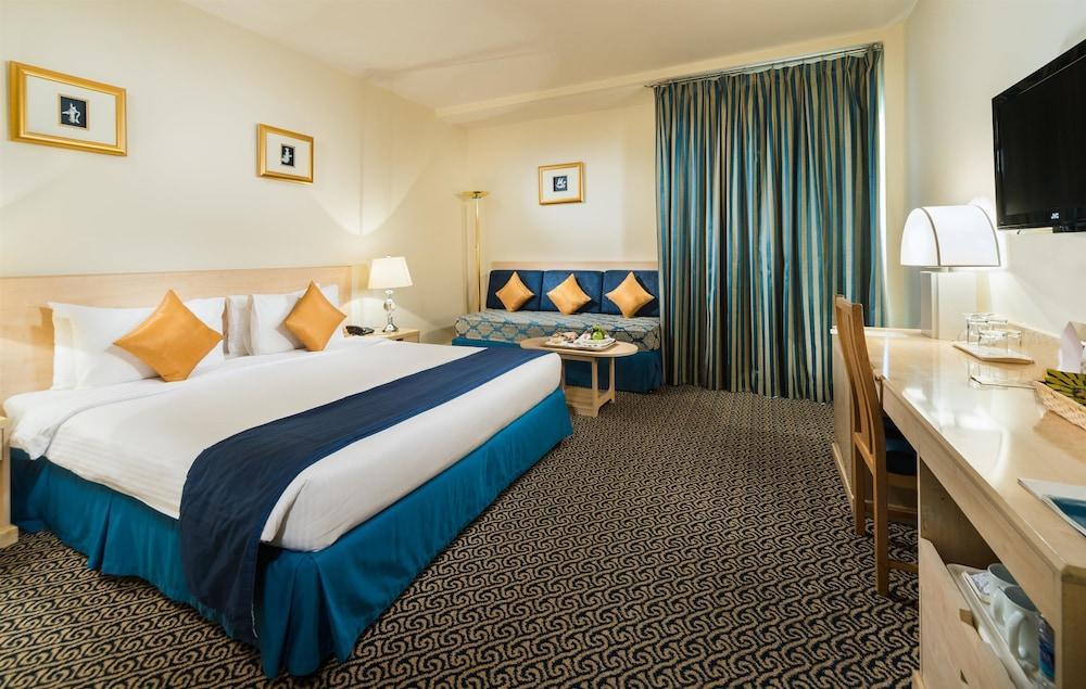 Tulip Inn Downtown Muscat Ngoại thất bức ảnh