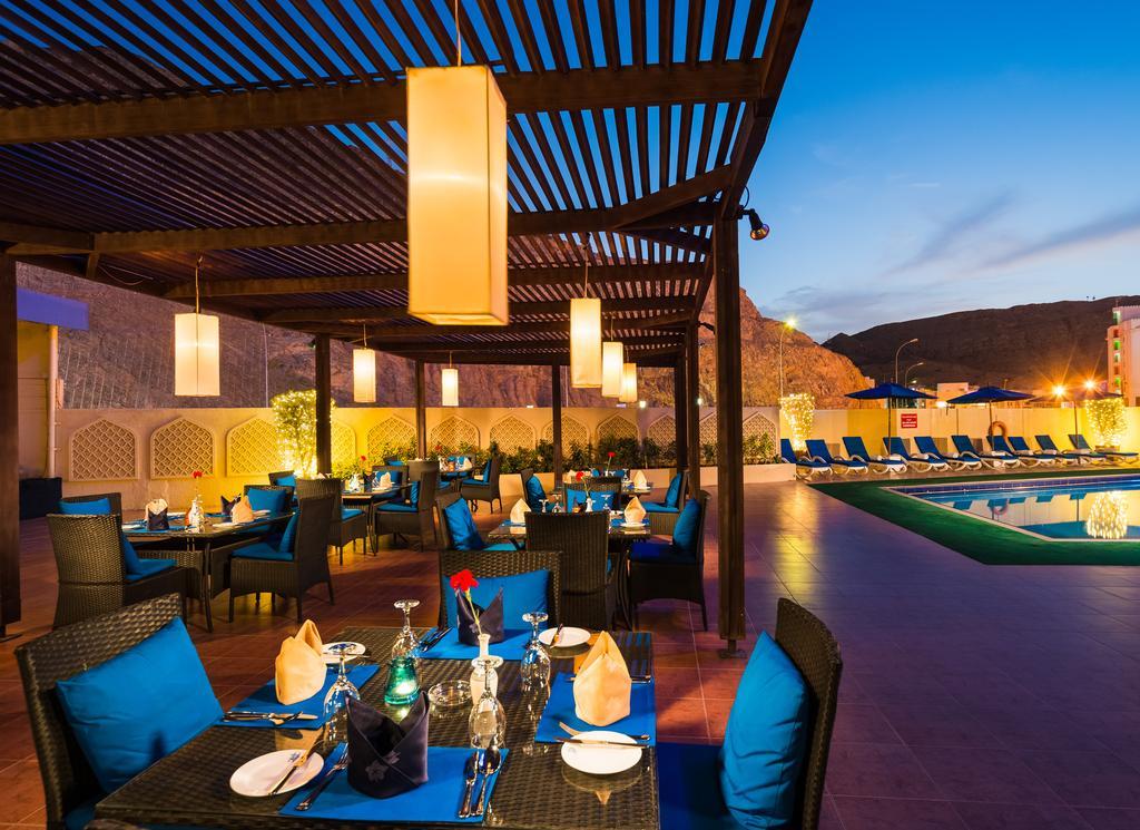 Tulip Inn Downtown Muscat Ngoại thất bức ảnh