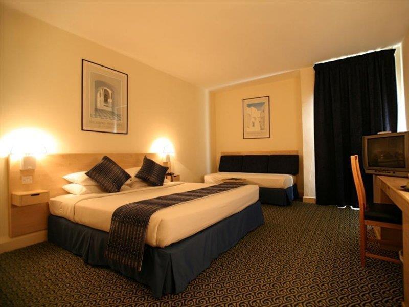 Tulip Inn Downtown Muscat Ngoại thất bức ảnh