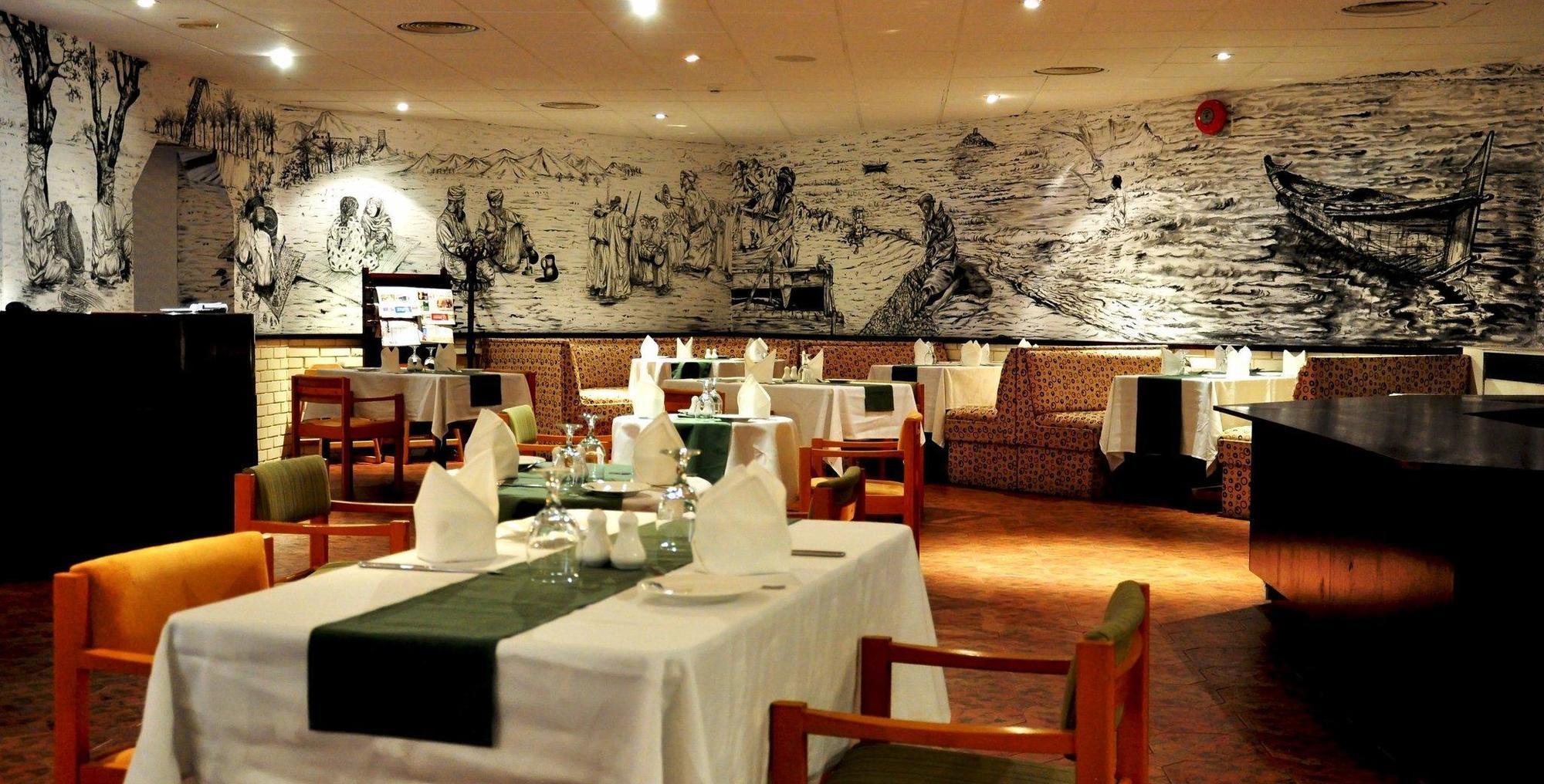 Tulip Inn Downtown Muscat Ngoại thất bức ảnh
