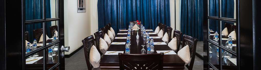 Tulip Inn Downtown Muscat Ngoại thất bức ảnh