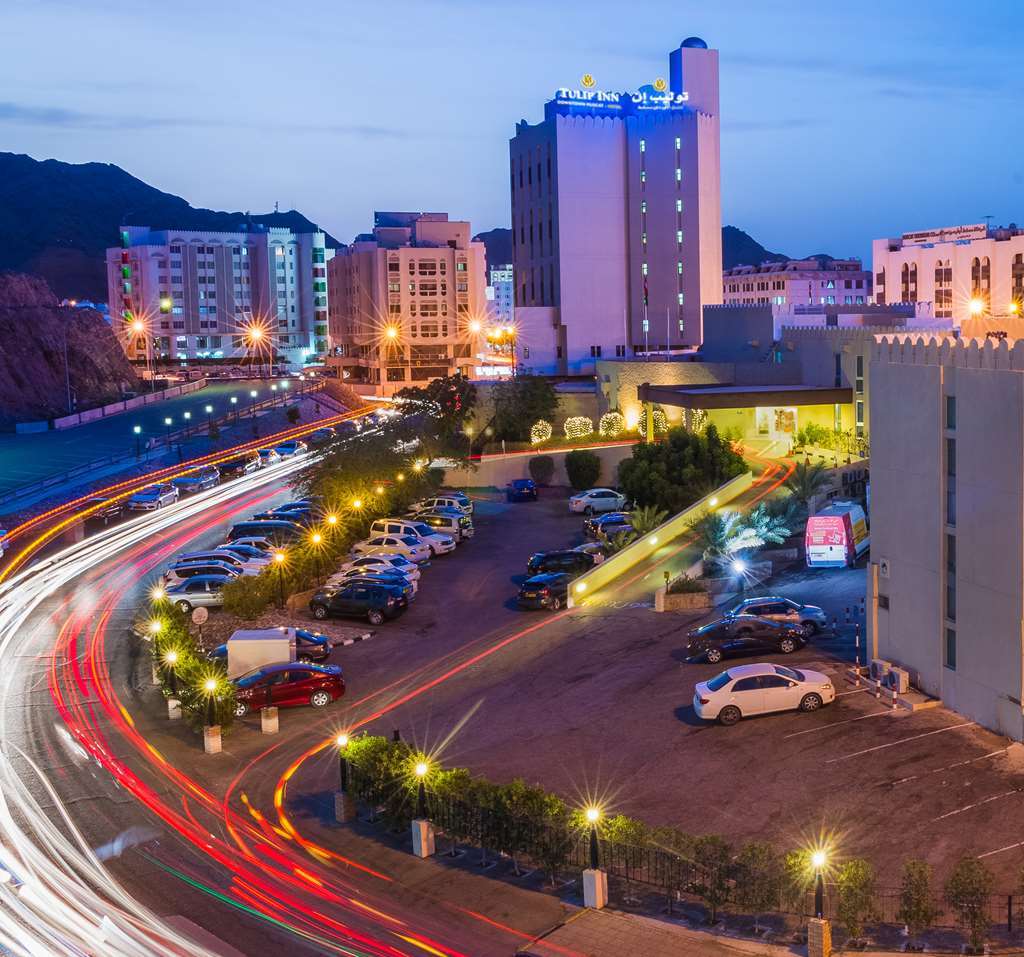 Tulip Inn Downtown Muscat Ngoại thất bức ảnh